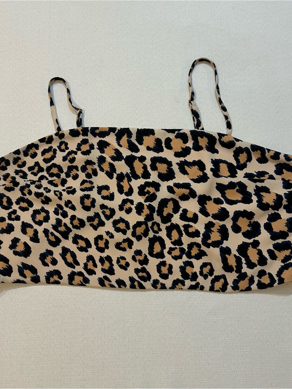 Victoria’s Secret Leopard Print Tie Back Crop Top Medium